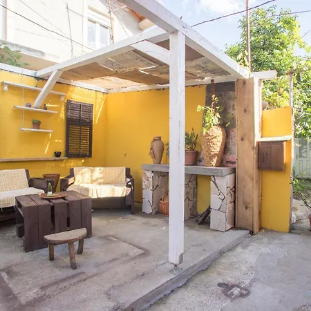 Late Story Alloggio in famiglia *