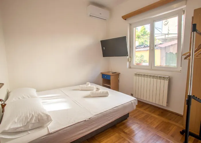 Late Story * Podgorica